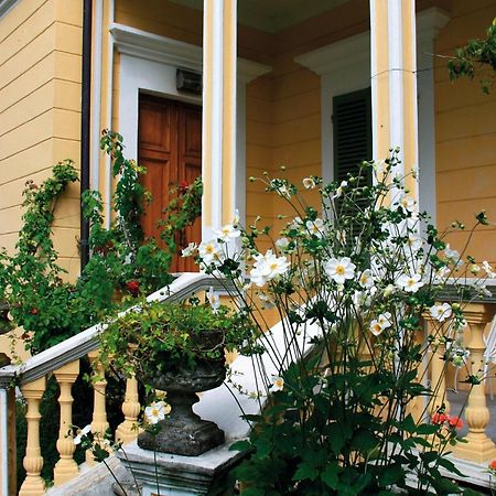 Villa D'Azeglio Альбьяно-д'Ивреа Экстерьер фото